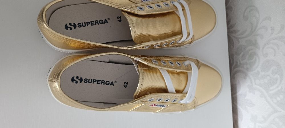 Buty trampki złote damskie Superga