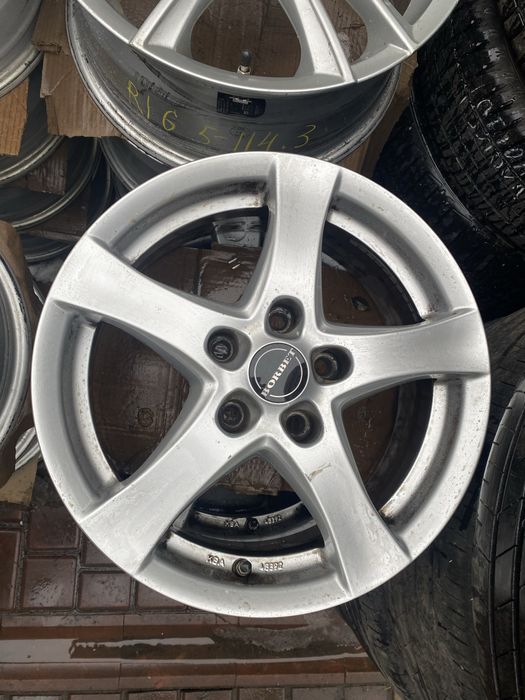 Диски R16 5-114.3 6.5J ET40 DIA67.1мм. TOYOTA/HONDA/MAZDA/RENO/NISSAN