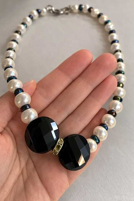 Бижутерия колье Бабочка бусины /  Біжутерія кольє Метелик перли