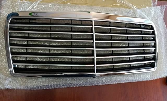 Решётка радиатора Mercedes W124 E-class решётка Мерседес 124