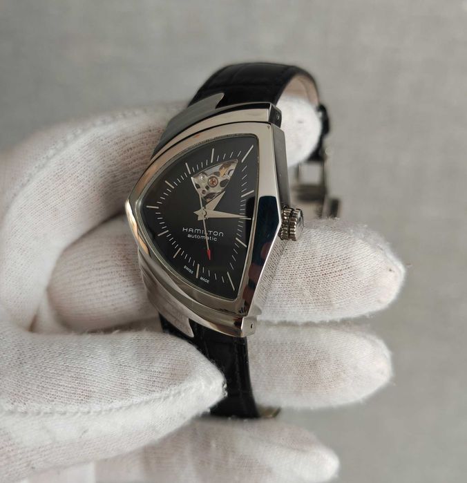 Чоловічий годинник Hamilton Ventura Open Heart H245150 Swiss made