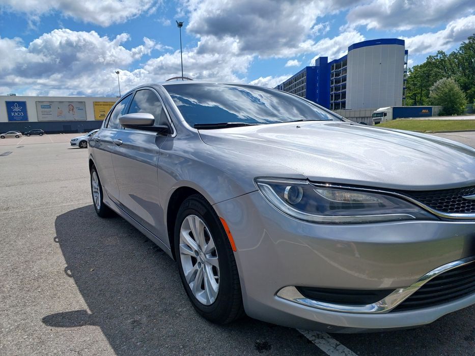 Chrysler 200 2016