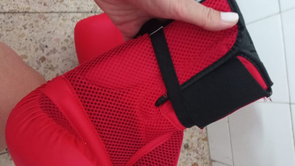 Boxe - luvas e pera ( punchingball )