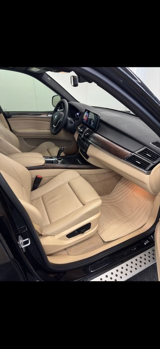BMW X5 в ідальному стані