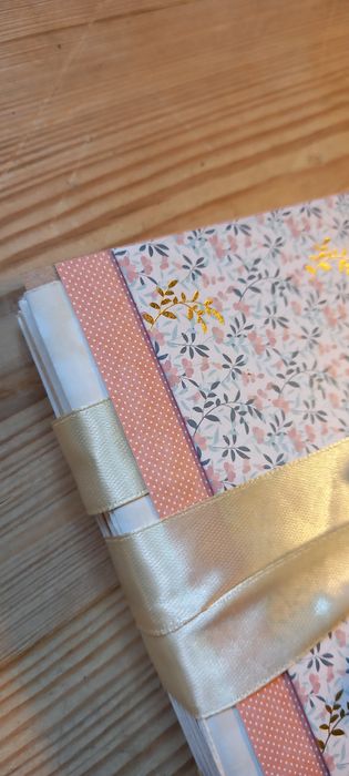 Junk Journal Artesanal Bailarina | 190+ Páginas | Peça Única