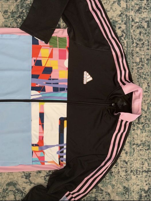 Bluza Adidas XL bluza Adidas love unites