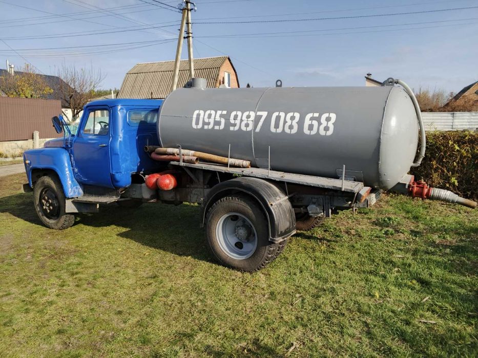 Викачка вигрібних ям,асенізатор