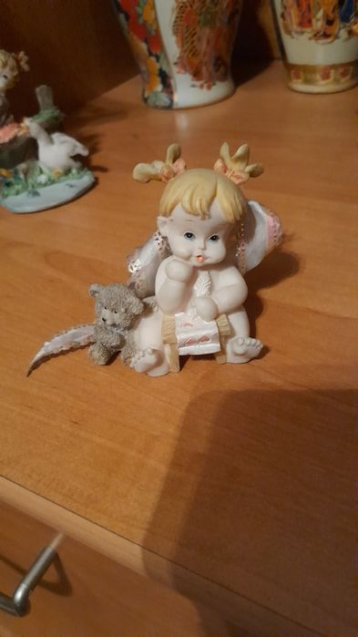 Dziewczynka z misiem