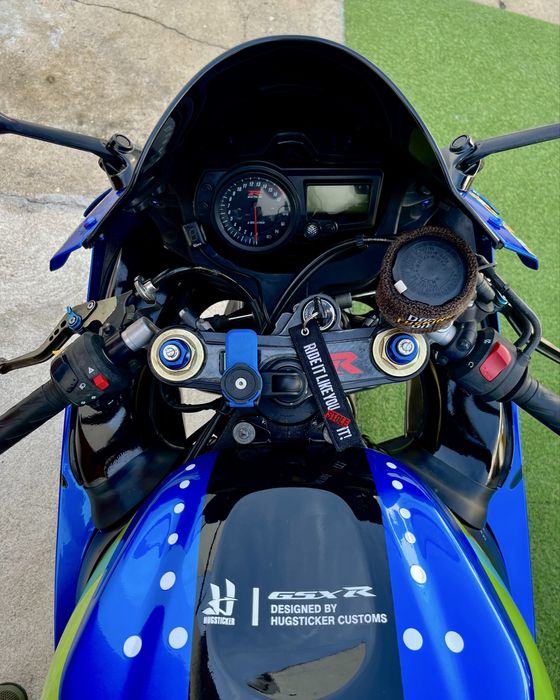 SUZUKI GSXR 600 K4 2004(vendo com as carenagens originais)