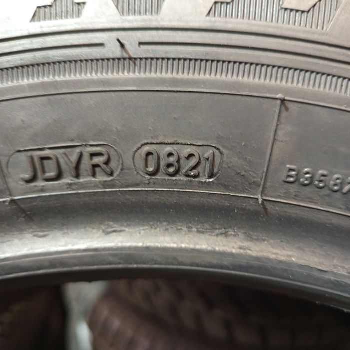 215/60R16 Dunlop Sport BluResponse