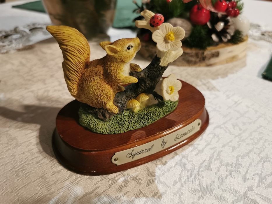 Figurka wiewiórka Leonardo Collection