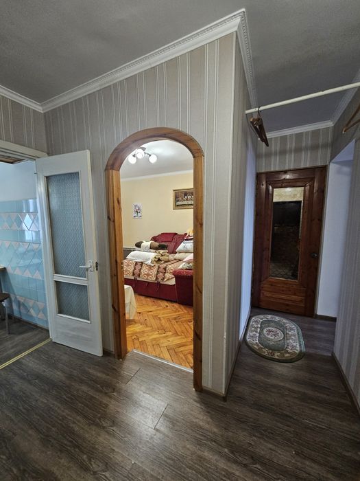 Оренда 2-кім квартира, район 11-12 школи