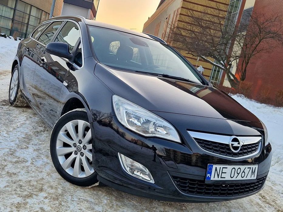 Opel Astra Benz_Klima_Alu_Skóry_Navi_multifunkcja_Serwis_Zarejestrowany