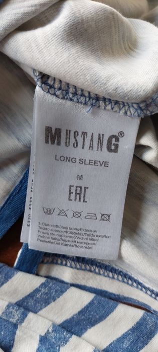 Mustang r.M longsleeve w paski biało-niebieskie