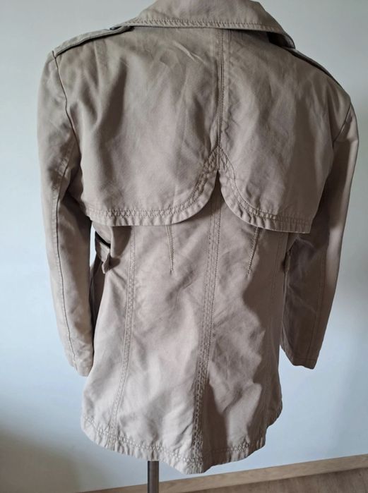 Guess l trencz kurtka l