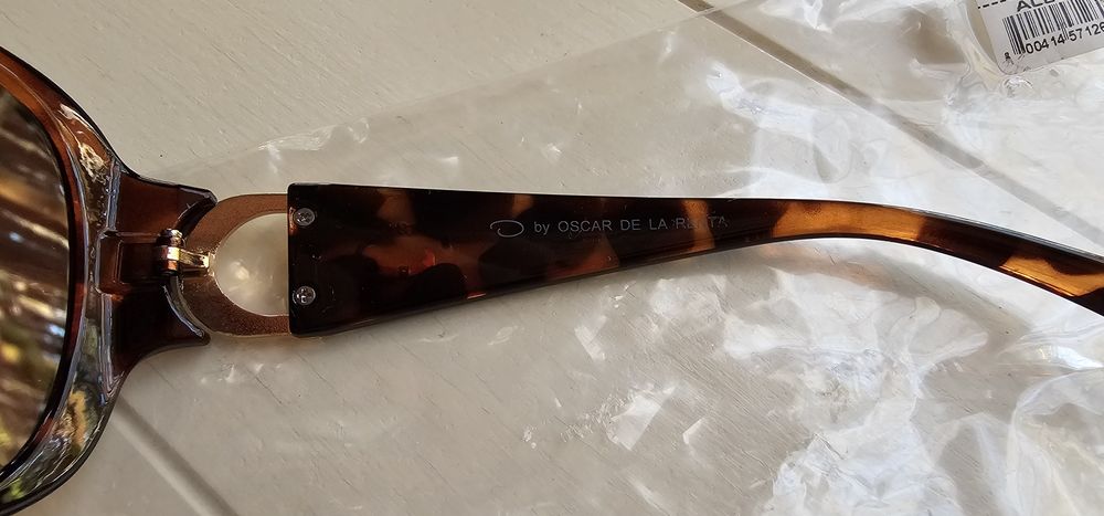 Okulary przeciwsłoneczne damskie Oscar De La Renta 1247B nowe