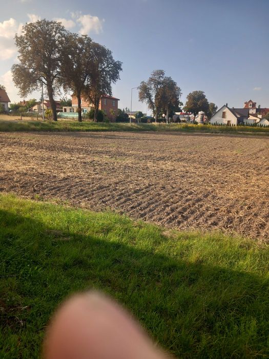 Działka częsciowo zabudowana W planie zagospodarowania przestrzennego jako mieszkaniowo usługowa
