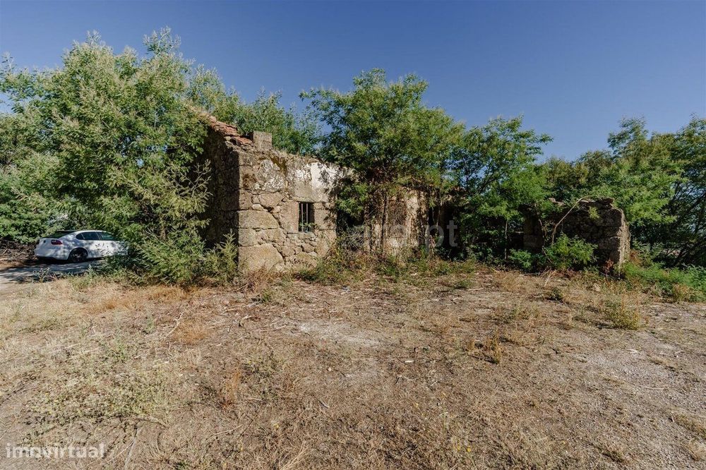Quintinha T2 / Covilhã, Ferro