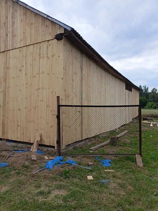 zamienie stare deski na nowe rozbiórka stodoły szopy stodoła rozbiorki