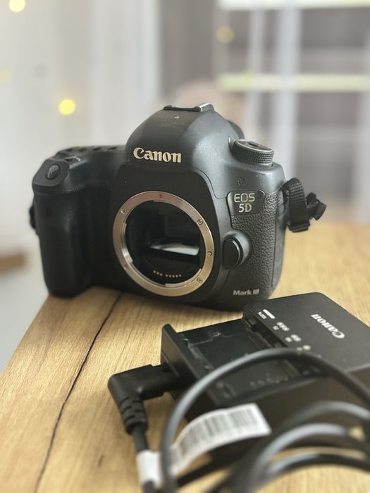 Aparat lustrzanka Canon EOS 5D mark III