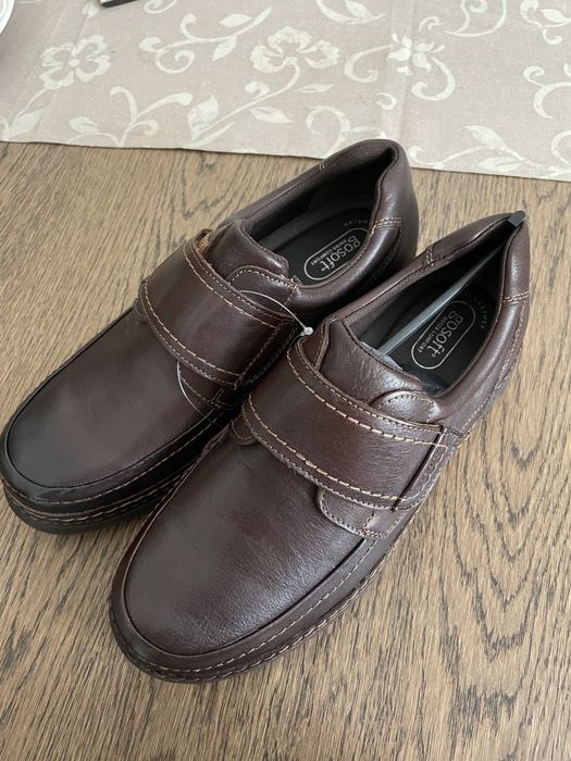 Nowe skórzane buty męskie