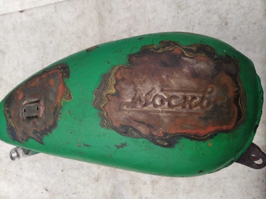 Бак з ретро мотоцикла " Москва"  в гарному стані .