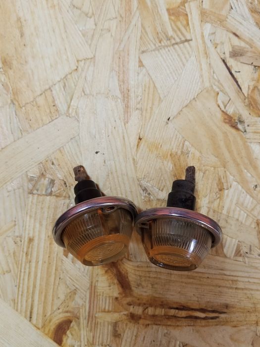 Продам повороти на москвич