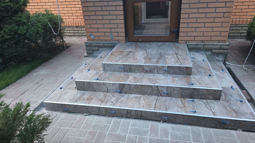 Укладка плитки Бориспіль, ремонт квартир, плиточні роботи