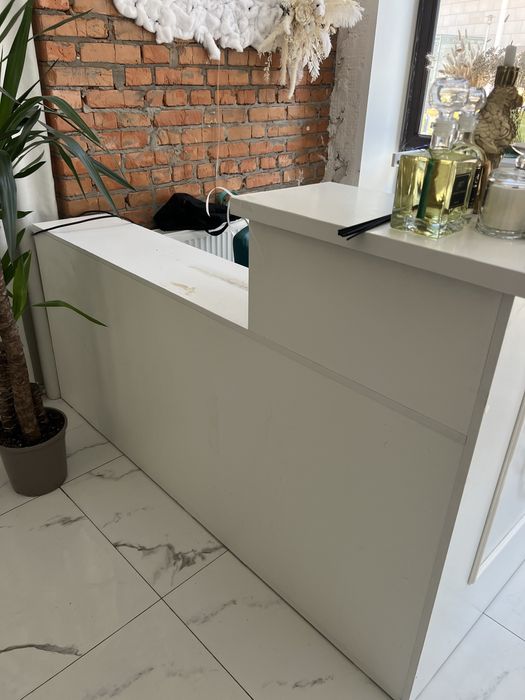 Рецепшн для салону краси