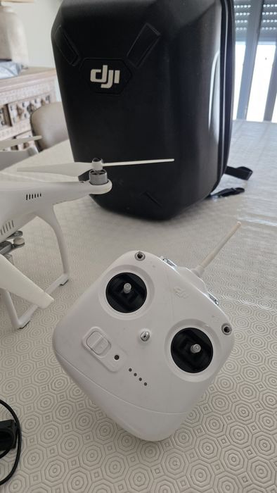 DJI Phantom Drone444249623526778881