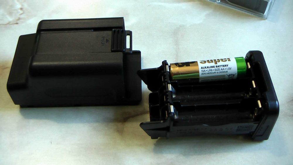 Відеокамера Sony CCD-TRV24E