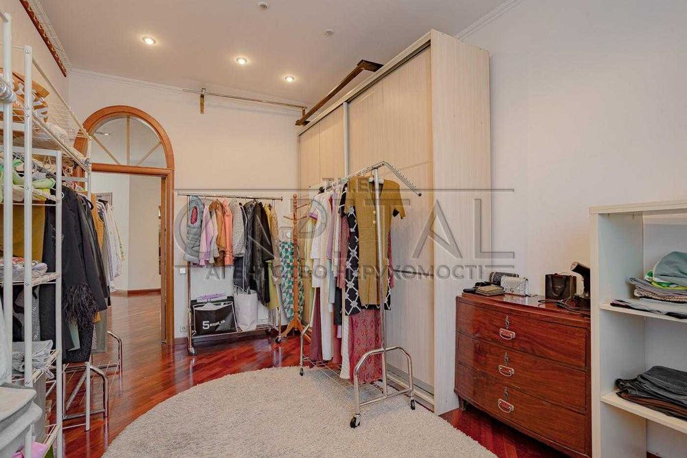 Продаж УНІКАЛЬНОЇ квартири ПЕНТХАУС ЦЕНТР Велика Васильківська 18 258м