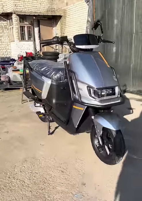 Электроскутер Crosser СR-13  2500w LFP (LiFePO4) 76.8v 30ah(Новый 2026)