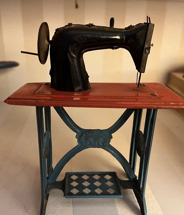 Brinquedo portugues chapa AML anos 50