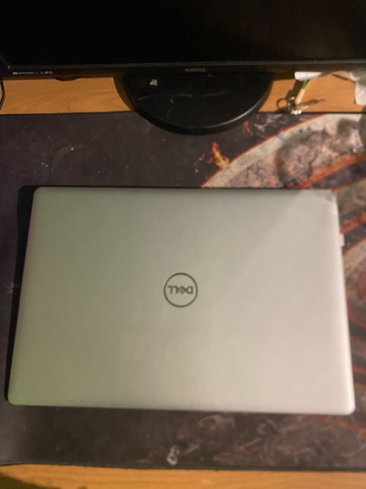 laptop dell inspiron 5570