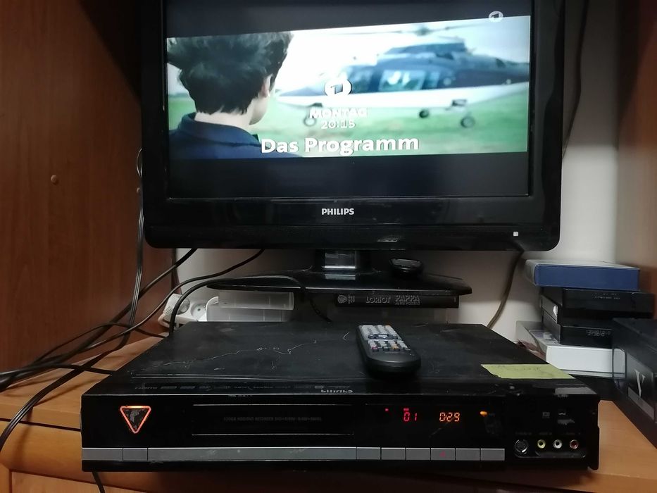 Nagrywarka Medion MD 81888 HDMI hdd320gb