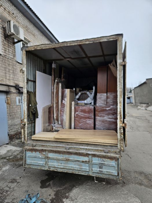 Вивіз будсміття старих меблів мотлоху вантажоперевезення вантажники