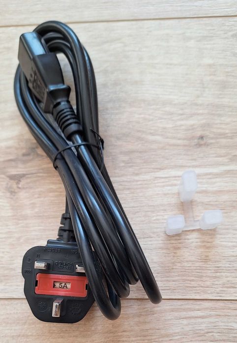 Angielski kabel zasilania 230V, 1.8m, nowy