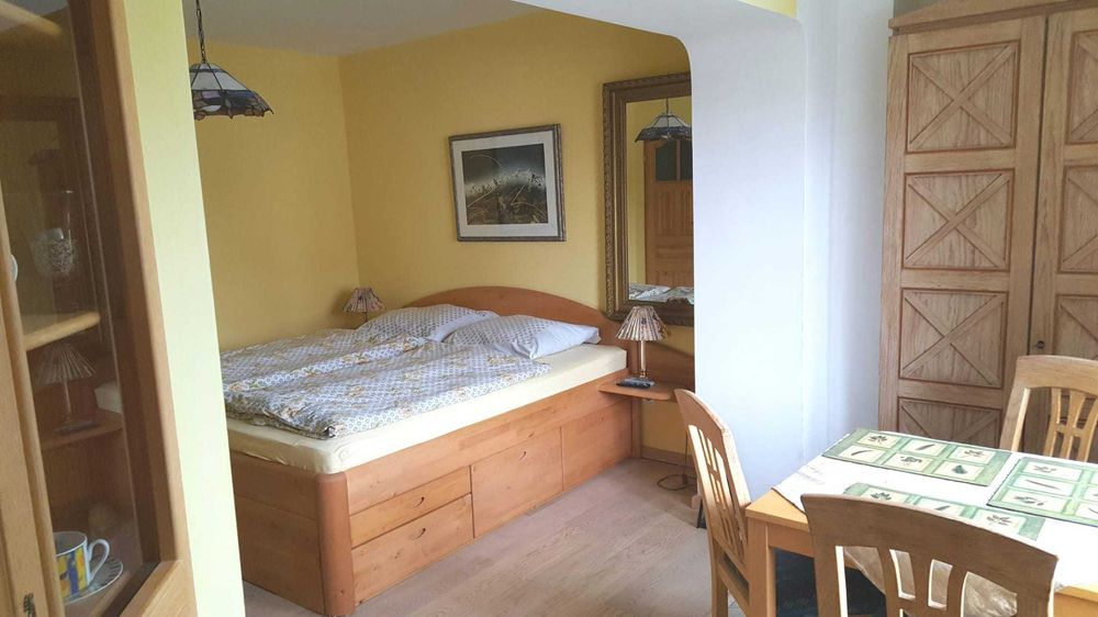 Pokoje nad morzem apartament noclegi  Chłopy   wakacje wczasy