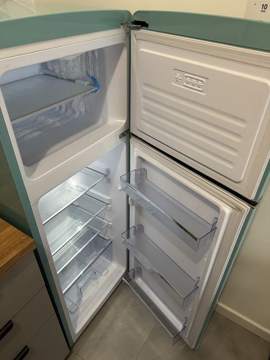 Lodówka Amica KGC15632T 144cm