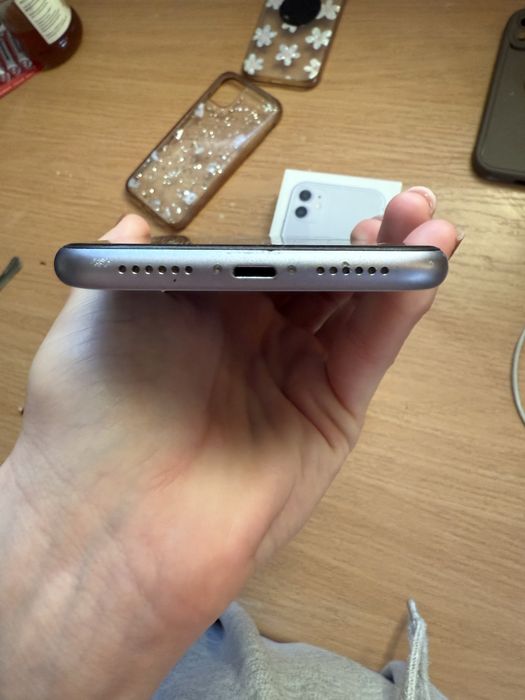 Iphone 11 32 gb.