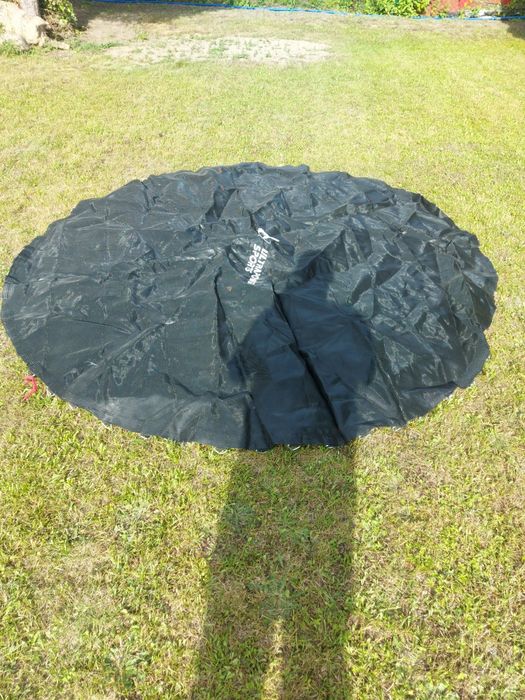Batut mata do trampoliny