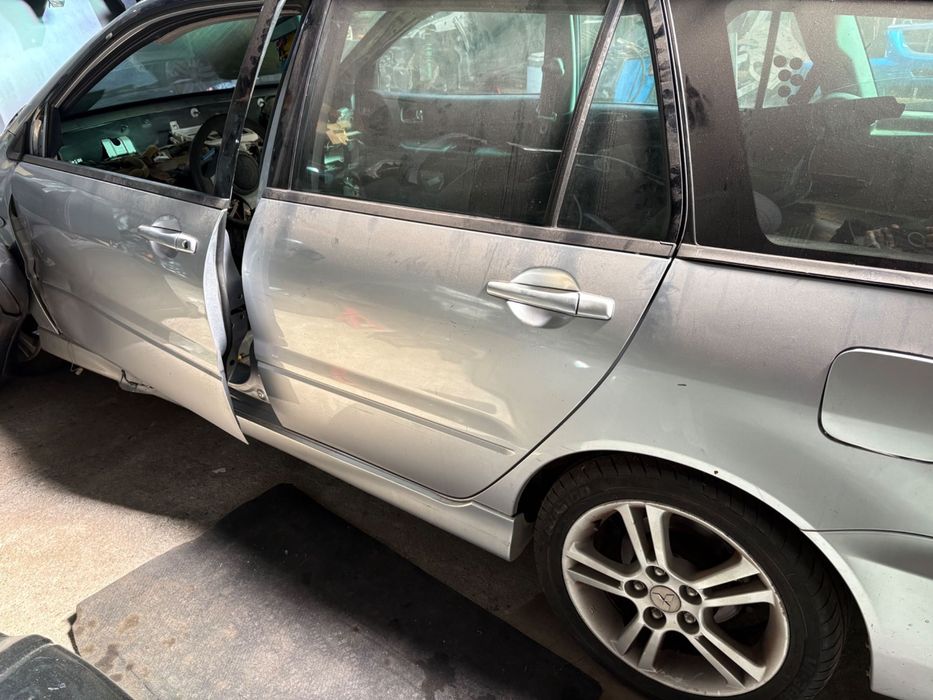 Pára choques trás Mitsubishi Lancer SW, 2004