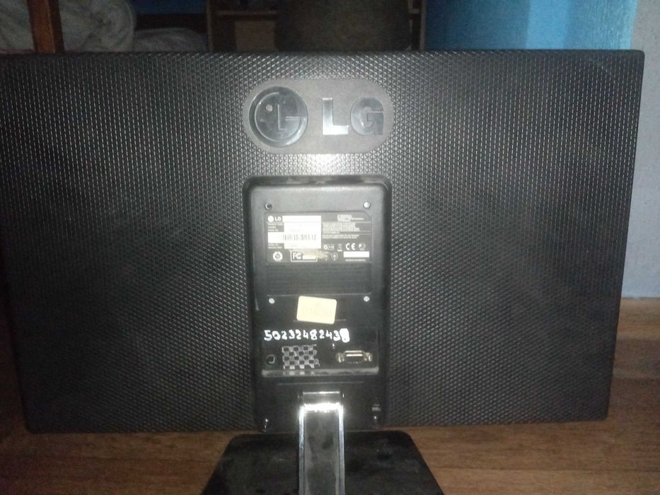монитор lg 22e33
