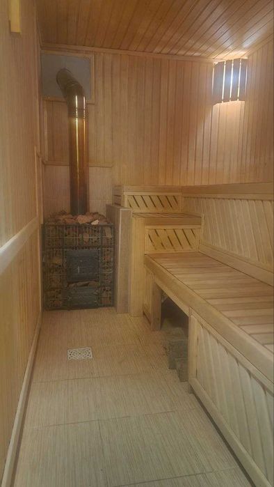 Оренда житла Велятино. Будинок/Кімнати для сімейного відпочинку