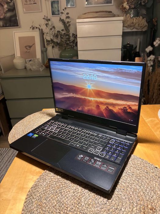Acer Nitro 5 | Intel Core i7 | GeForce RTX | 165 Hz | Stan bardzo dobry