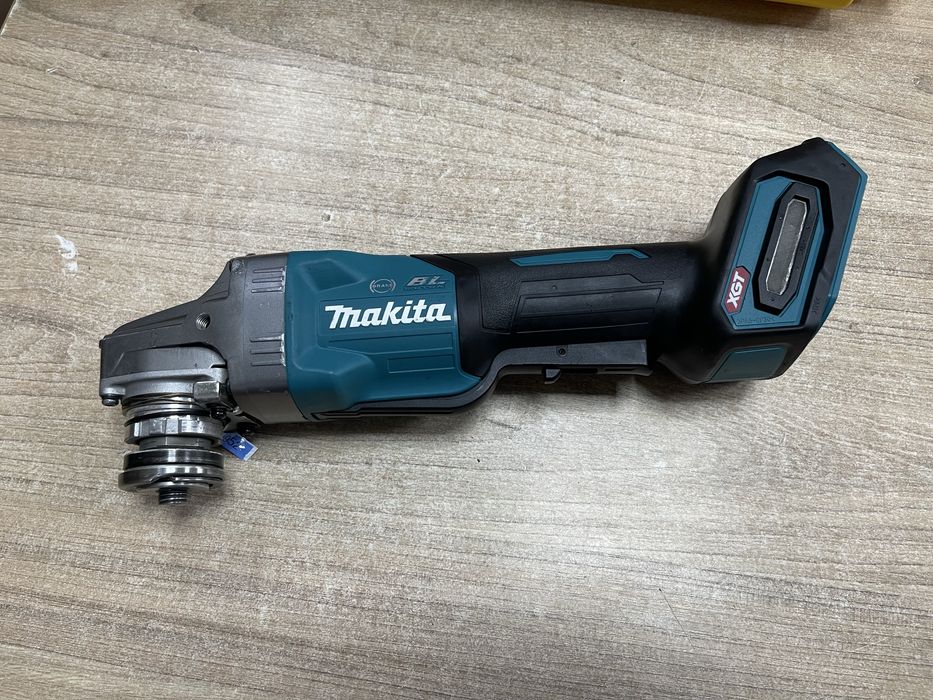 Makita GA013G / болгарка Макіта 40V 125mm