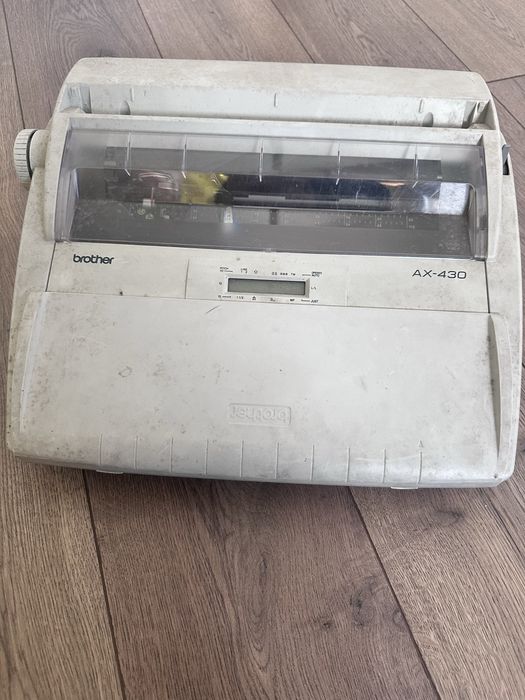 Brother - AX430 elektryczna maszyna do pisania.