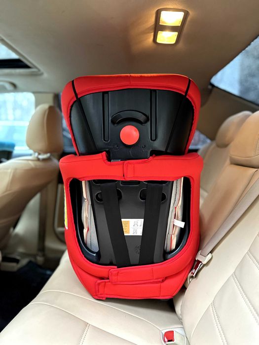 Дитяче автокрісло автомобільне крісло для авто машини автокресло