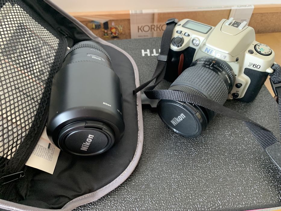 Camara fotografica com rolo